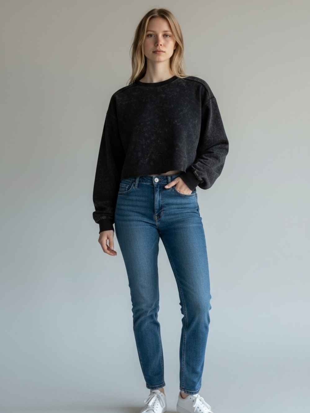 Gianni Bini Women's Mid Blue Skinny Jeans NWOT